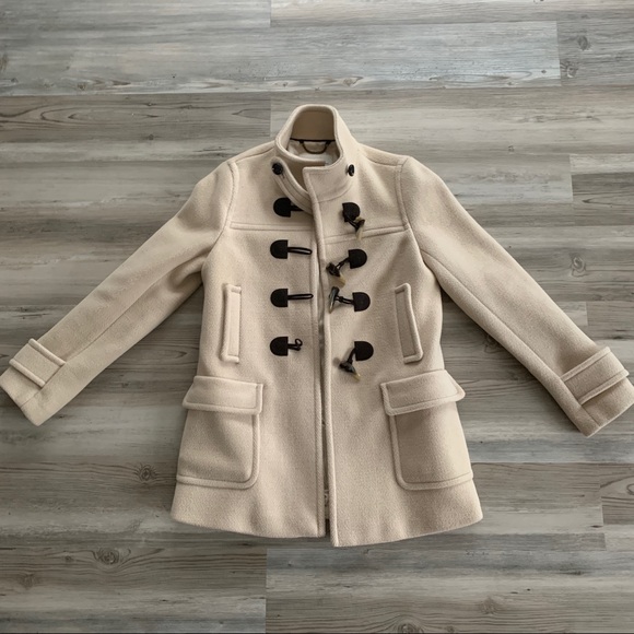 Beige 100 % wool Banana Republic coat - Picture 2 of 7